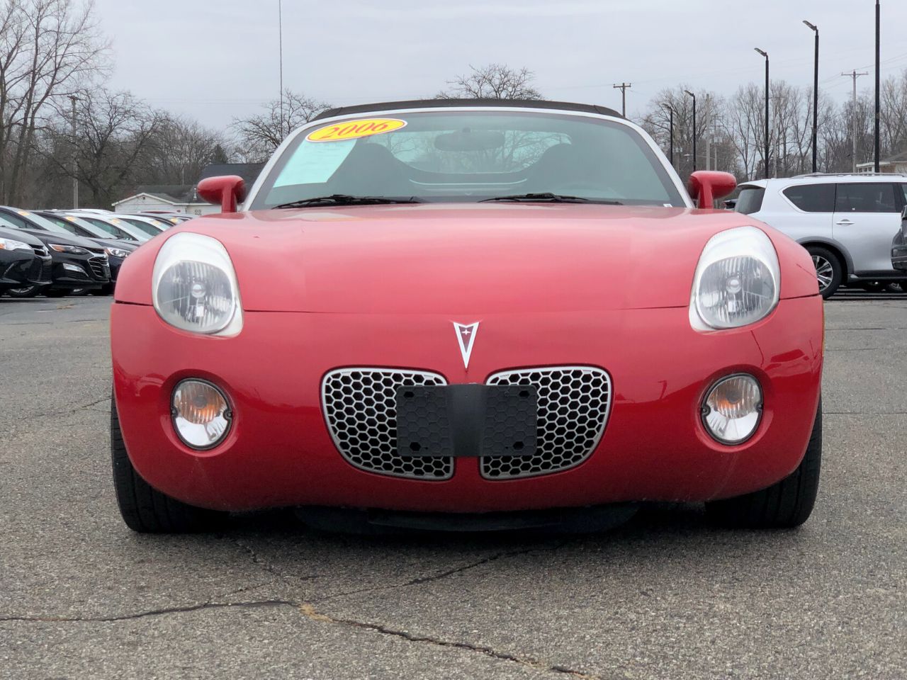 2006 Pontiac Solstice Base photo 2