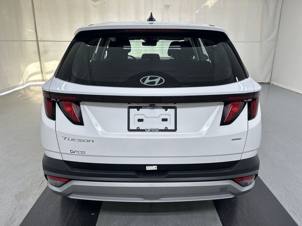 2025 Hyundai Tucson SE - Photo 20