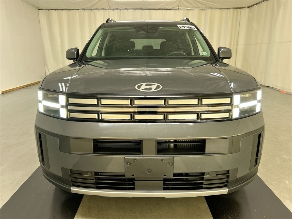 2025 Hyundai Santa Fe photo 2