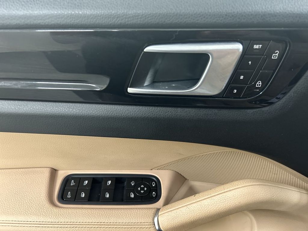 2019 Porsche Cayenne Base - Photo 11