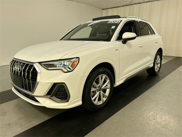 2024 Audi Q3 S Line Premium