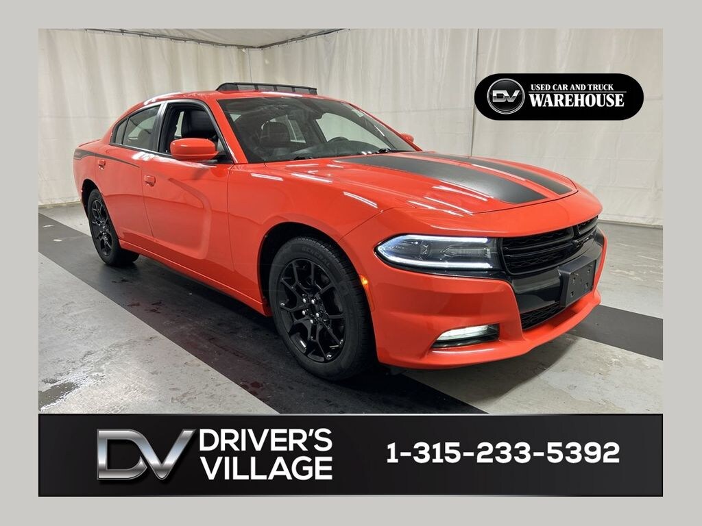 Used 2016 Dodge Charger SXT Sedan