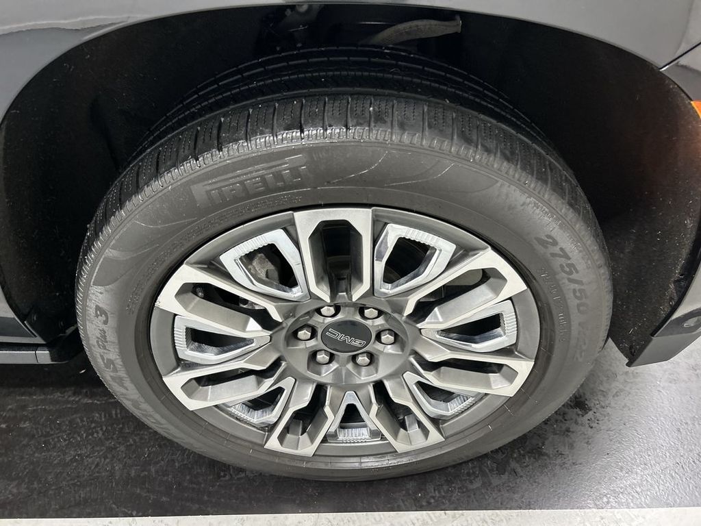 2023 GMC Yukon Denali Ultimate - Photo 8