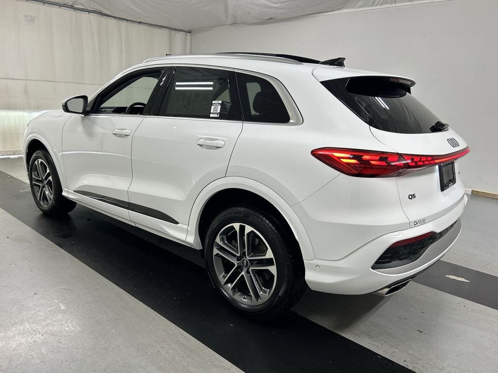 2025 Audi Q5 Premium - Photo 8