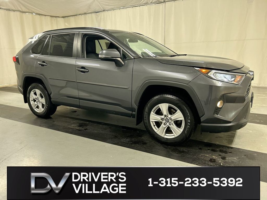 2020 Toyota RAV4 XLE