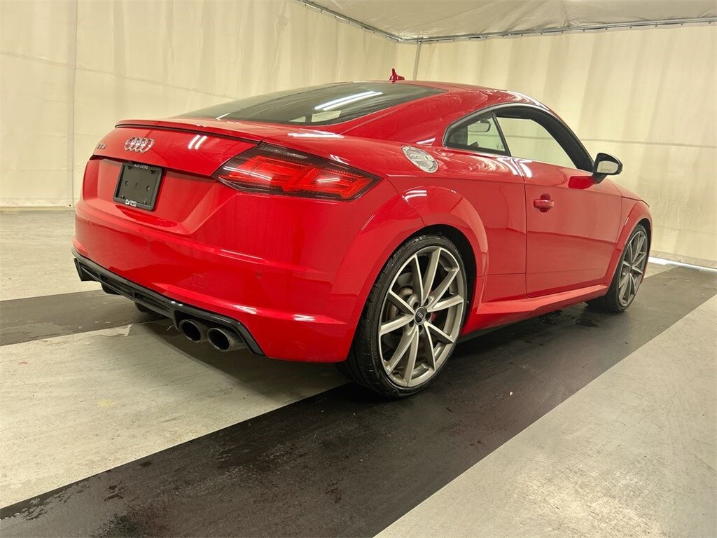 2018 Audi TTS Coupe photo 2