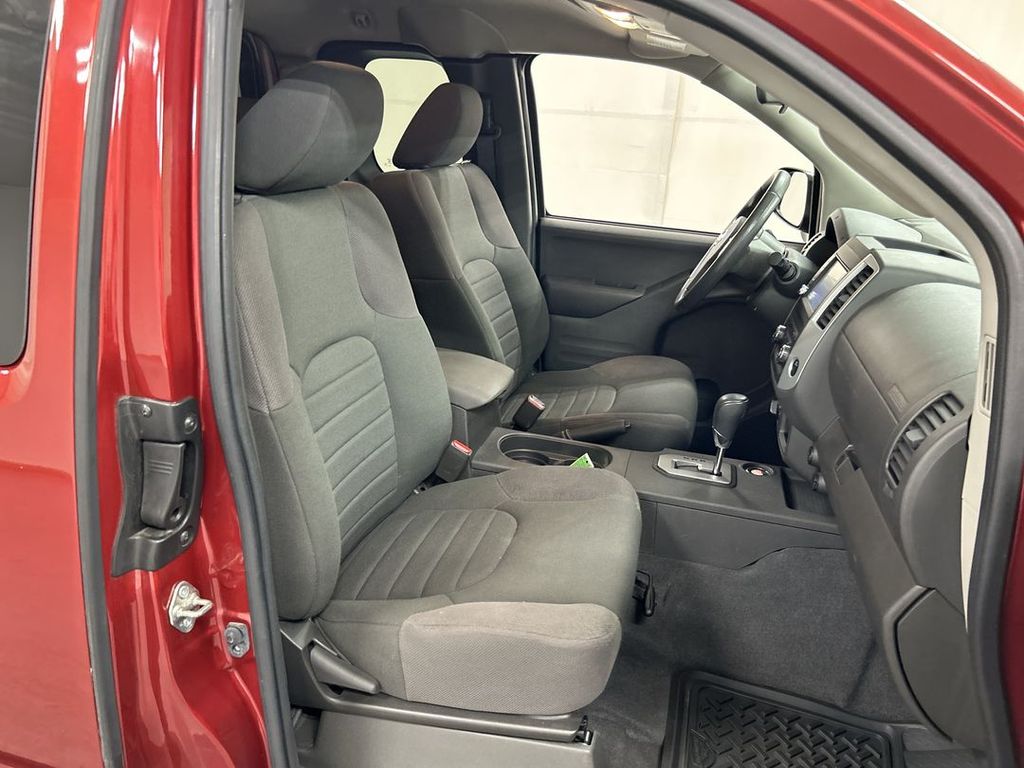 2020 Nissan Frontier S - Photo 22