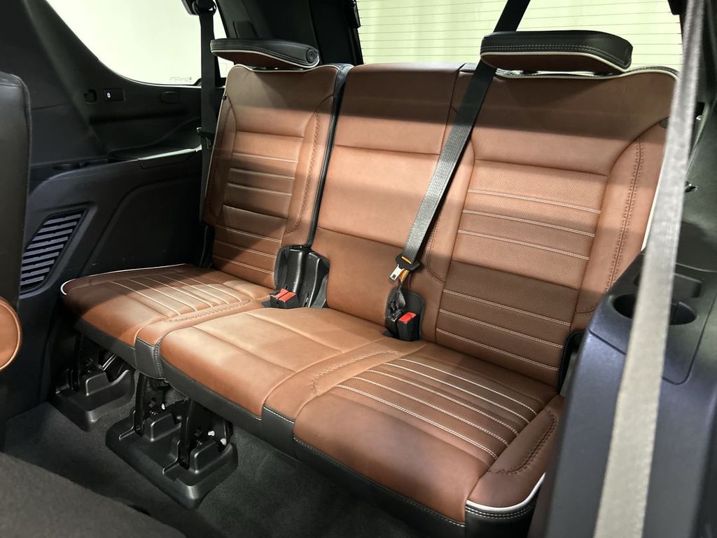 2023 GMC Yukon Denali Ultimate - Photo 21