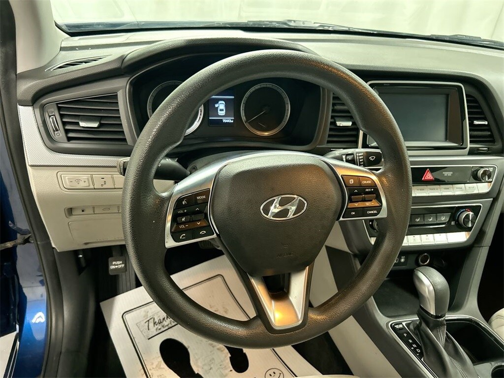 2018 Hyundai Sonata SE photo 3