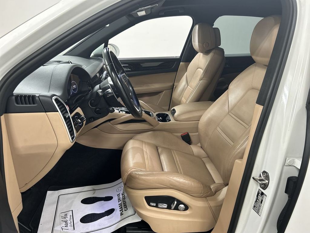 2019 Porsche Cayenne Base - Photo 9