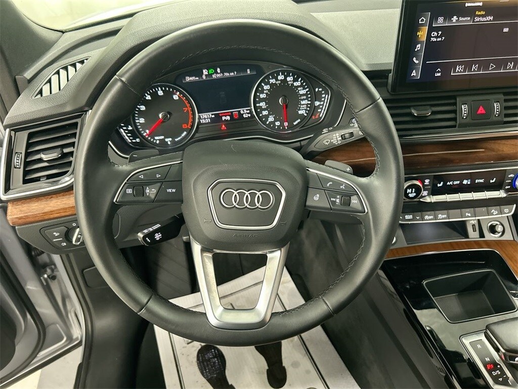 2022 Audi Q5 45 S line Premium photo 3