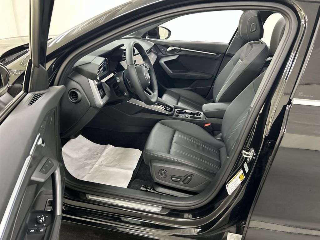 2025 Audi A3 Premium - Photo 10