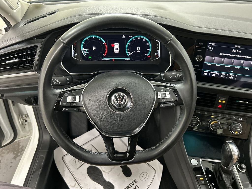 Used 2019 Volkswagen Jetta SEL Sedan