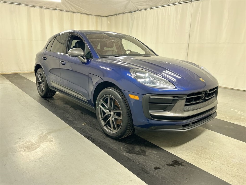2023 Porsche Macan T