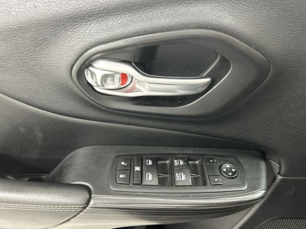 2017 Jeep Cherokee Limited - Photo 11