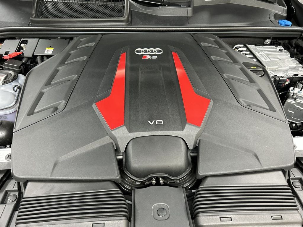 2025 Audi RS Q8 Base - Photo 25