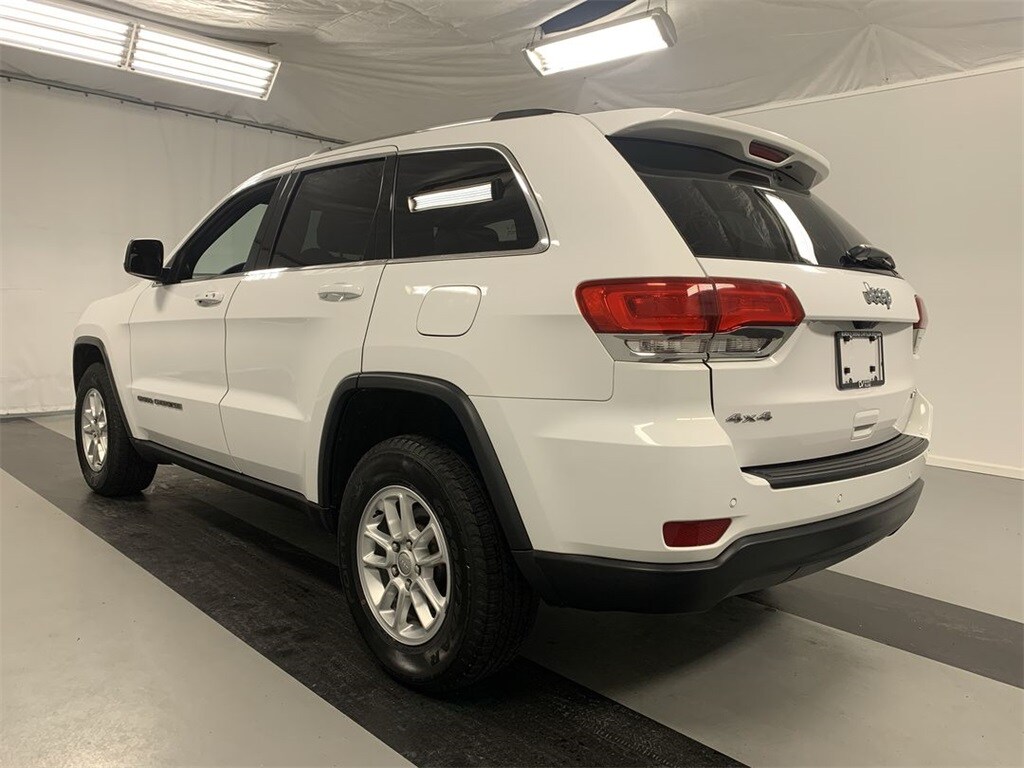 2019 Jeep Grand Cherokee Laredo E photo 4