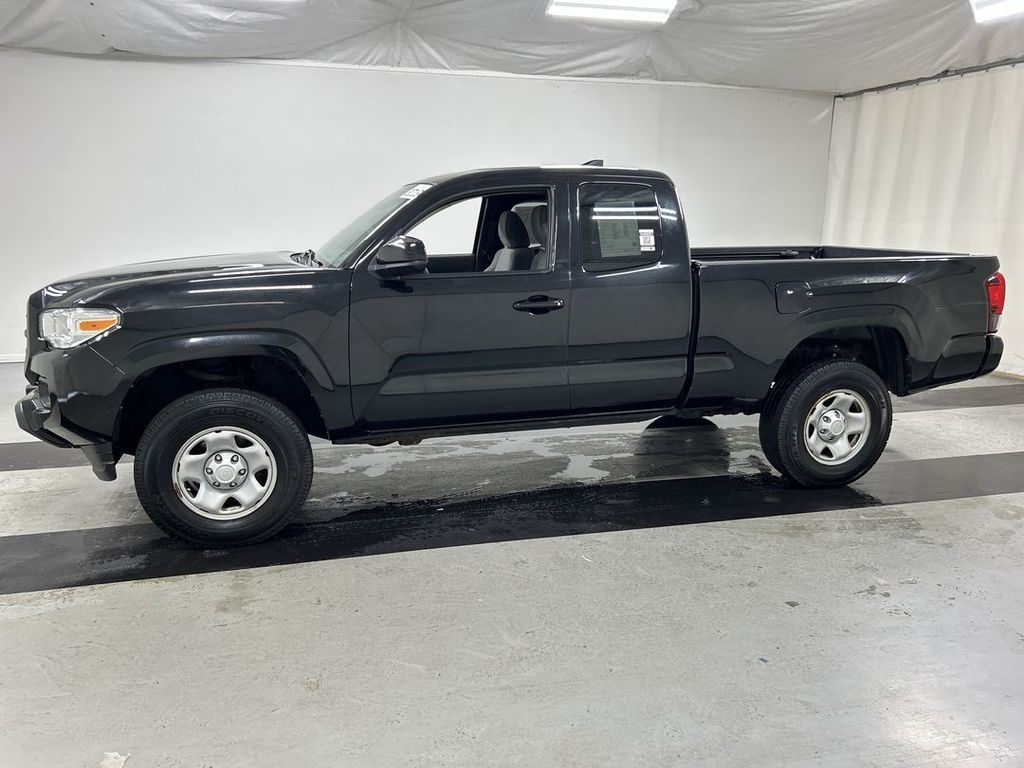2019 Toyota Tacoma SR - Photo 6