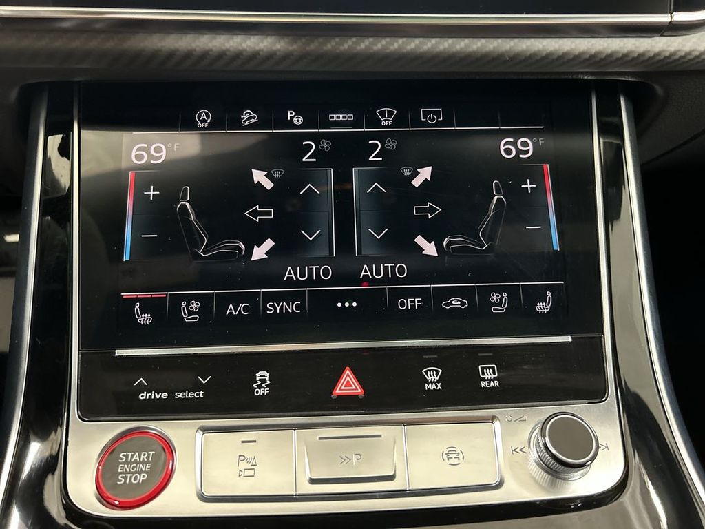 2025 Audi RS Q8 Base - Photo 17