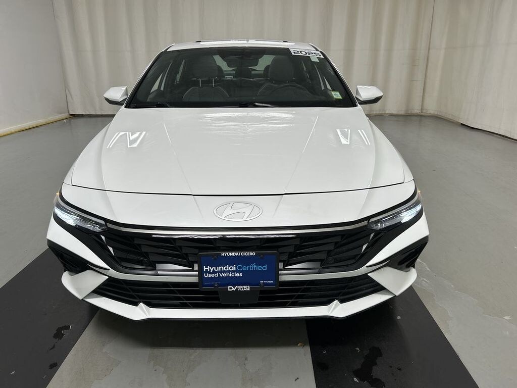 Used 2025 Hyundai Elantra Hybrid Limited Sedan