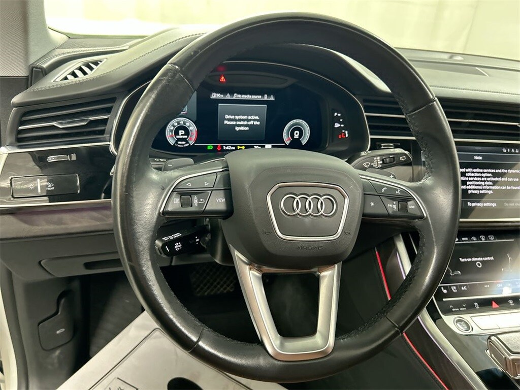 2022 Audi Q8 55 Prestige photo 4