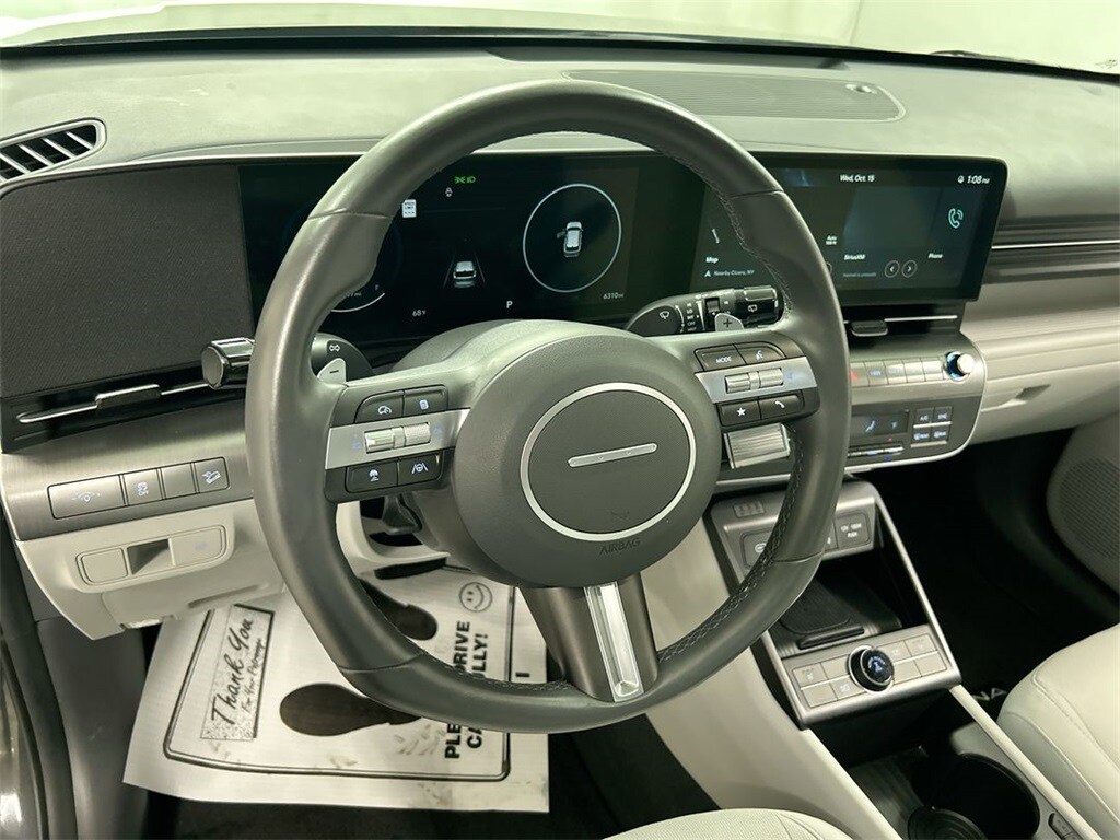 2024 Hyundai Kona SEL photo 2