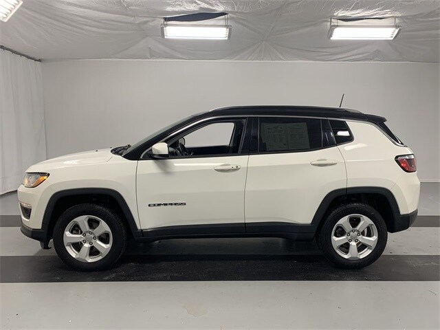 2019 Jeep Compass Latitude photo 3