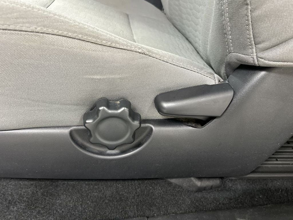 2019 Toyota Tacoma SR - Photo 10
