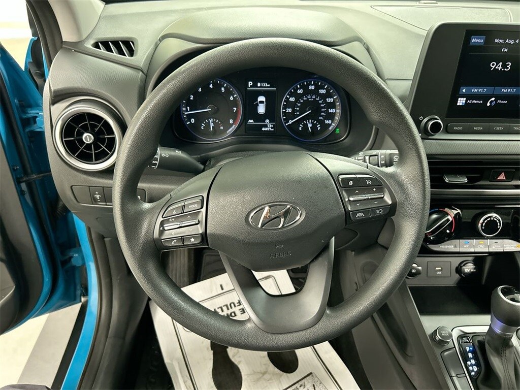2023 Hyundai Kona SEL photo 4