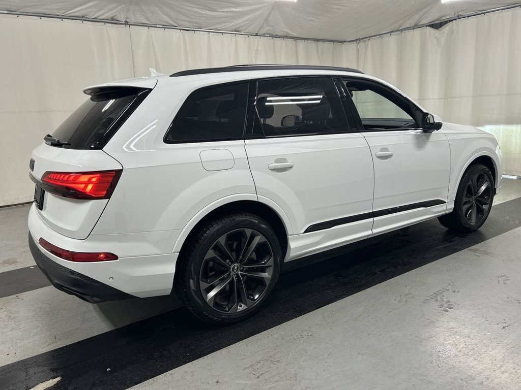 Certified 2025 Audi Q7 55 Premium Plus SUV