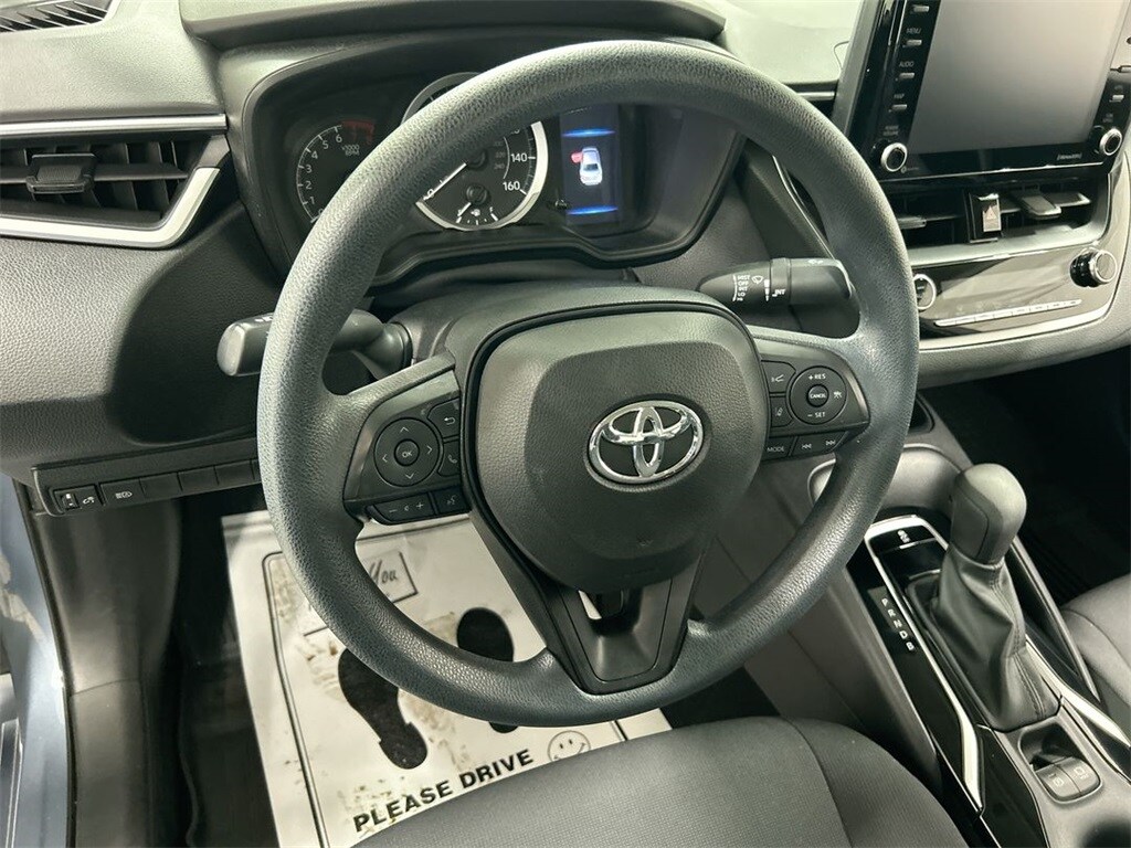 2022 Toyota Corolla LE photo 4