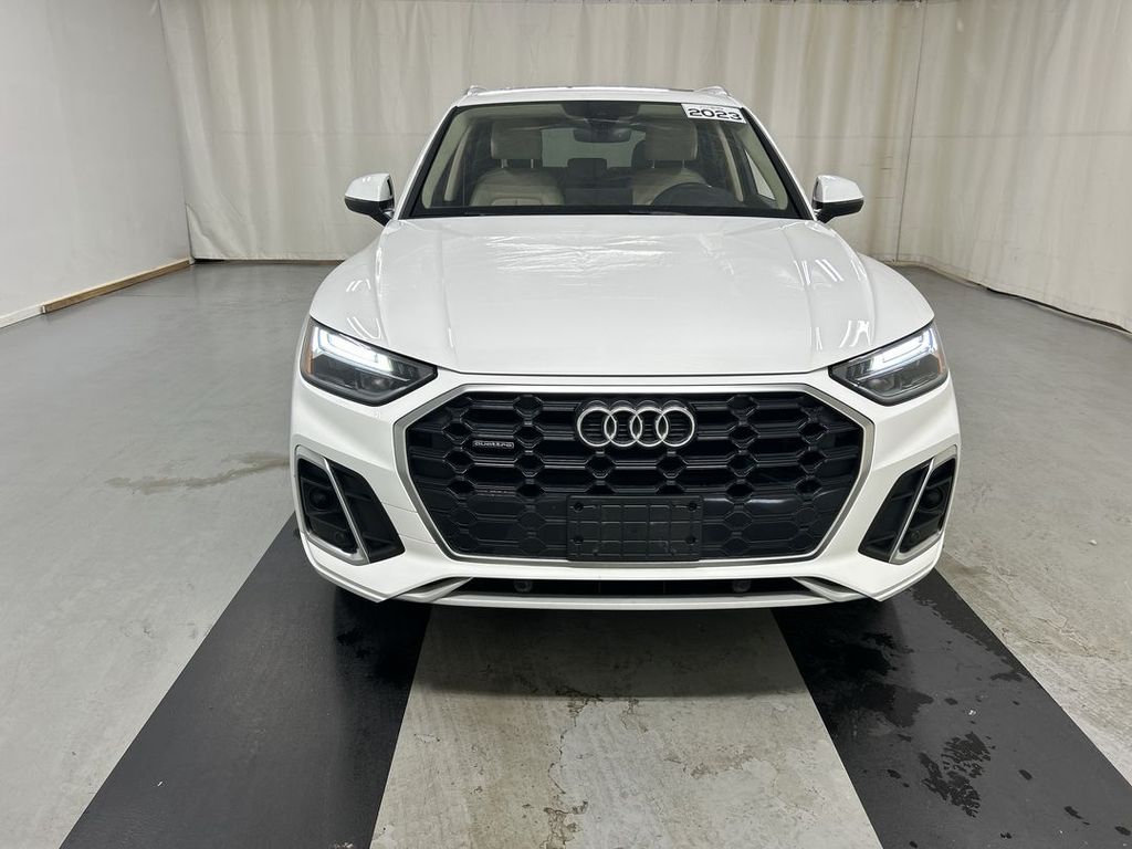 2023 Audi Q5 Premium - Photo 3