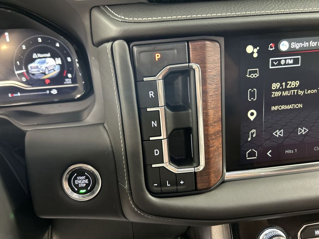 2023 GMC Yukon Denali Ultimate - Photo 17