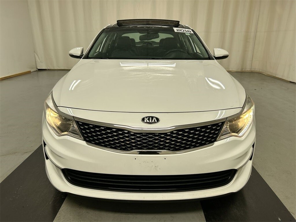 2018 Kia Optima EX photo 3