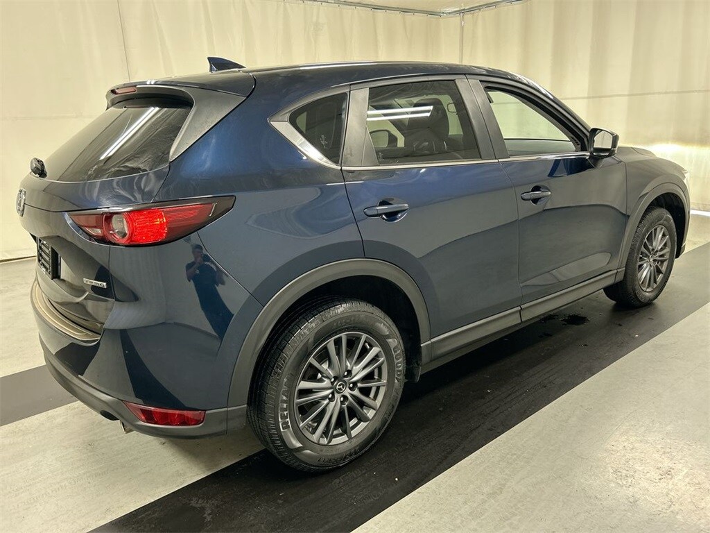 2020 Mazda CX-5 Touring photo 2