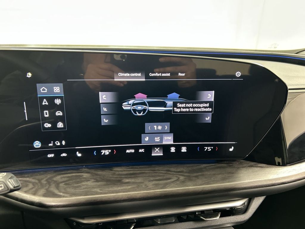 2025 Audi Q5 Premium - Photo 18
