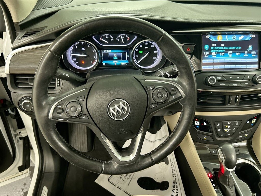2020 Buick Envision Essence photo 2