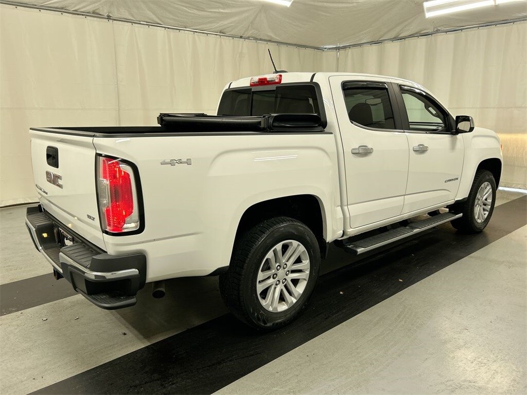2017 Gmc Canyon SLT photo 2