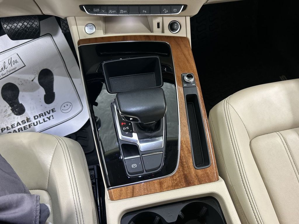 2023 Audi Q5 Premium - Photo 17