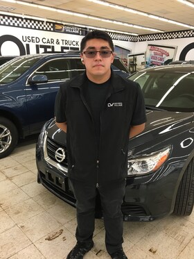 Staff member Marcos Diego from 91e4bd094ed0