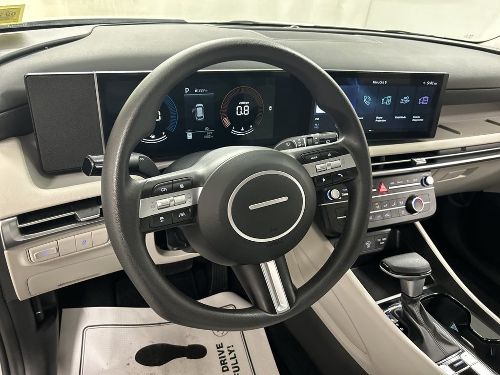 Certified 2025 Hyundai Tucson SE SUV