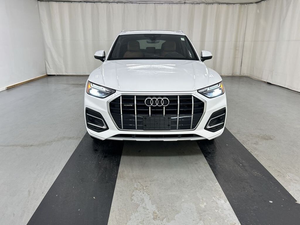Used 2024 Audi Q5 40 Premium SUV