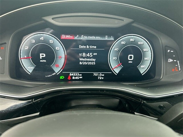 2023 Audi Q7 45 Premium photo 2