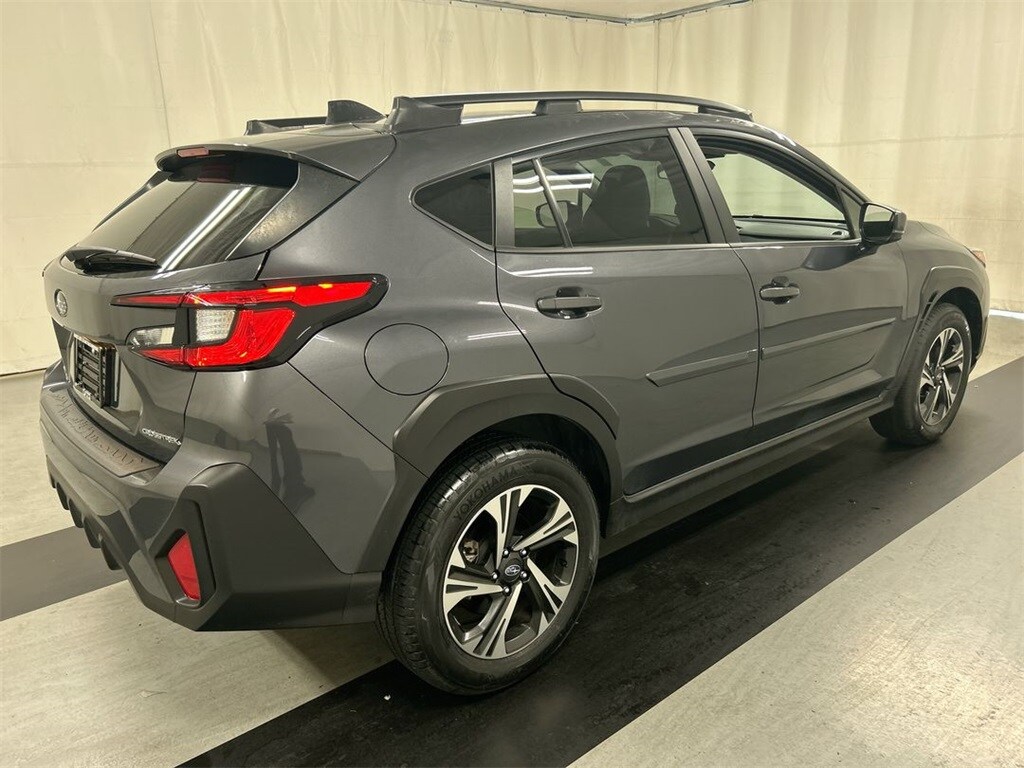 2024 Subaru Crosstrek Premium photo 2