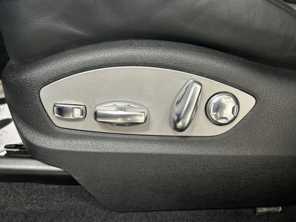 2024 Porsche Macan Base - Photo 10