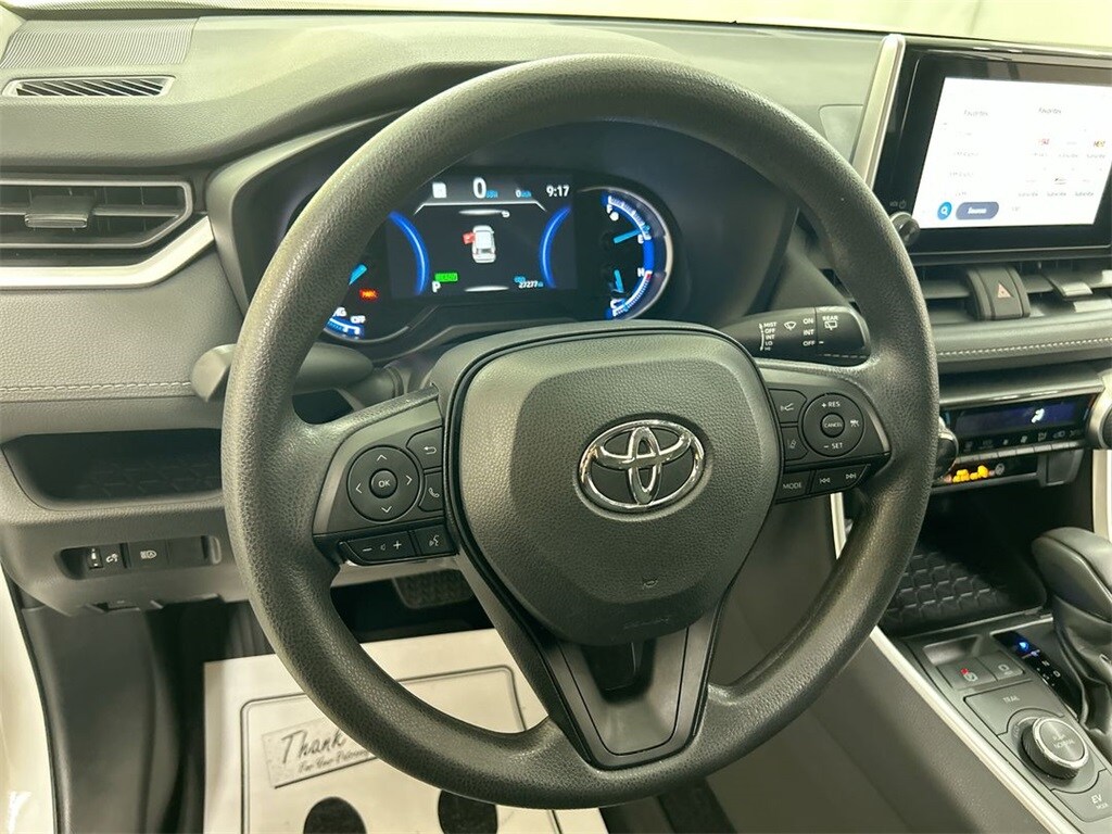 2024 Toyota RAV4 Hybrid LE photo 3