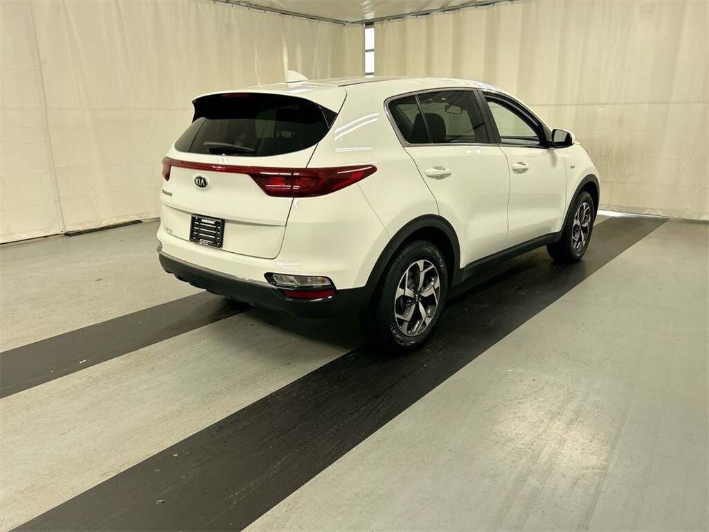 2020 Kia Sportage LX photo 2