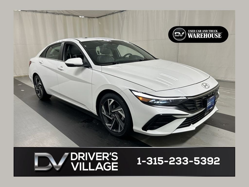 Used 2025 Hyundai Elantra Hybrid Limited Sedan