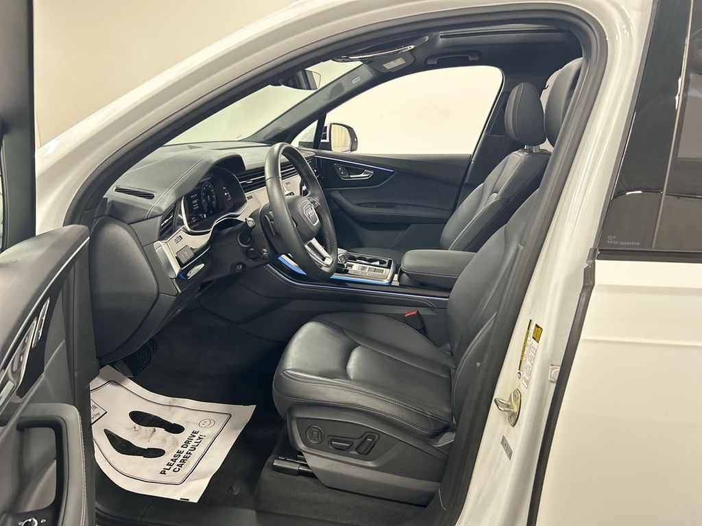 2025 Audi Q7 Premium Plus - Photo 8