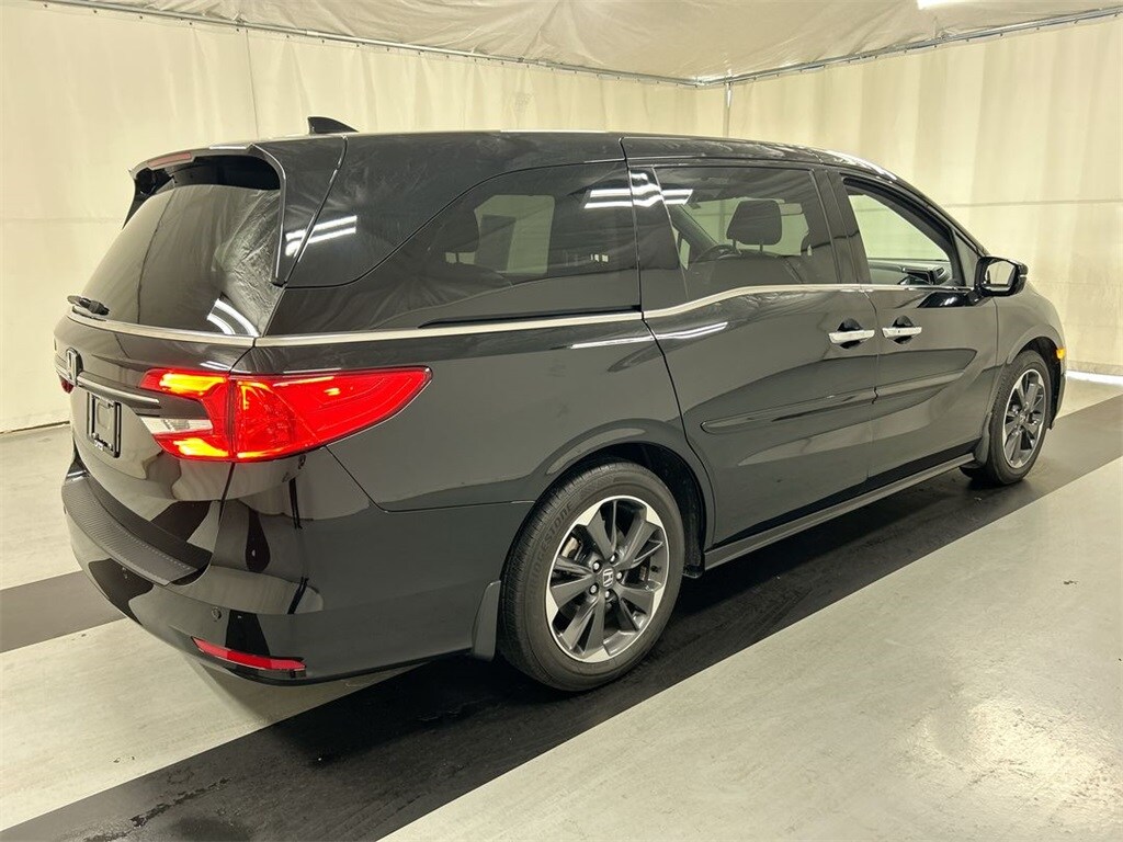 2024 Honda Odyssey Elite photo 2